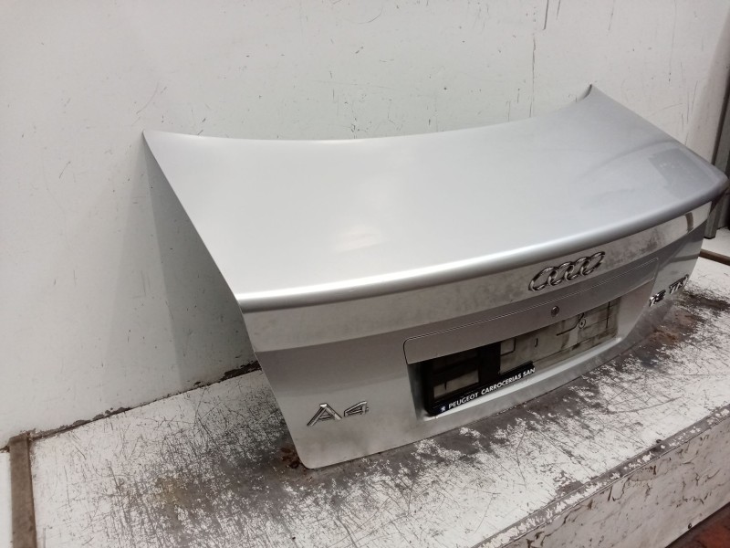 Recambio de tapa maletero para audi a4 b5 (8d2) 1.9 tdi referencia OEM IAM  4P 