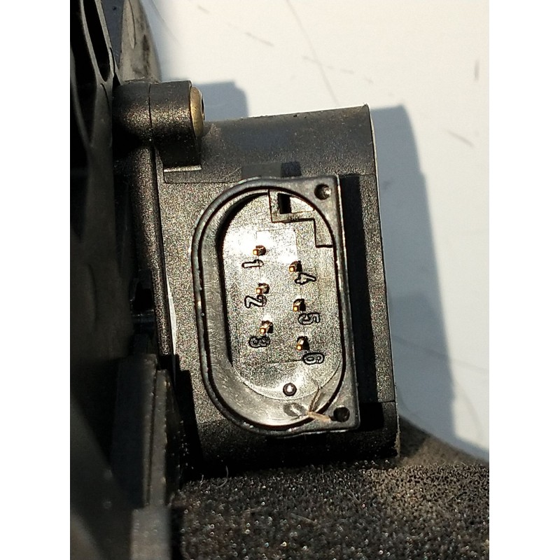 Recambio de potenciometro pedal para mercedes-benz clase c (w203) c 220 cdi (203.006) referencia OEM IAM A2033000104  