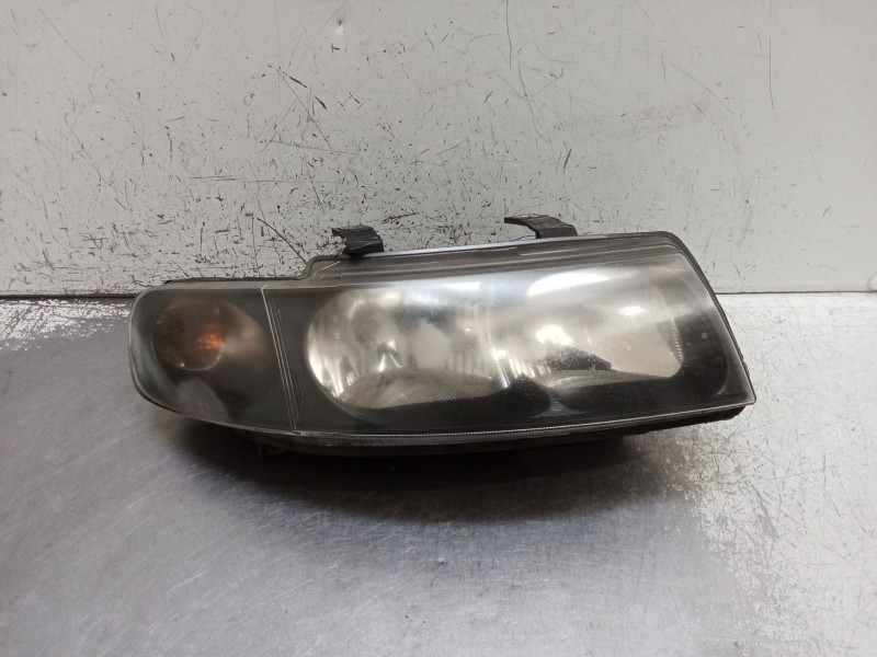 Recambio de faro derecho para seat toledo ii (1m2) 1.9 tdi referencia OEM IAM 1M1941016 67742705 