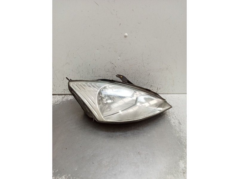 Recambio de faro derecho para ford focus i (daw, dbw) 1.8 16v referencia OEM IAM   