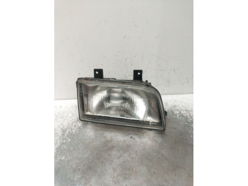 Recambio de faro derecho para kia sportage suv (k00) 2.0 td 4wd referencia OEM IAM   