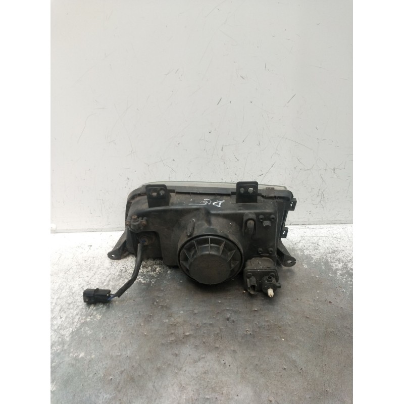 Recambio de faro derecho para kia sportage suv (k00) 2.0 td 4wd referencia OEM IAM   
