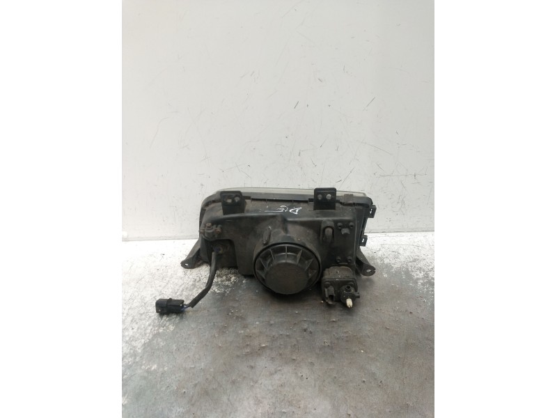 Recambio de faro derecho para kia sportage suv (k00) 2.0 td 4wd referencia OEM IAM   