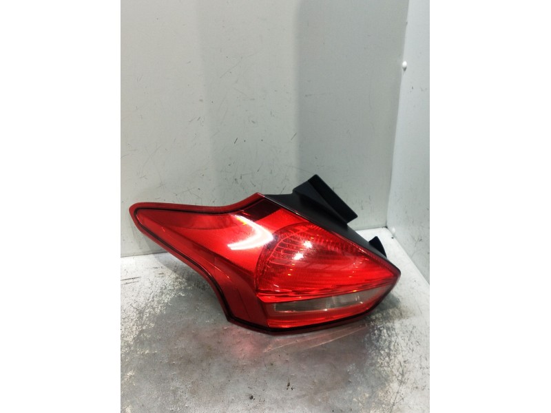 Recambio de piloto trasero izquierdo para ford focus iii 1.5 tdci referencia OEM IAM   