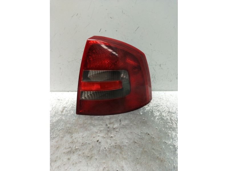 Recambio de piloto trasero derecho para skoda octavia ii (1z3) 1.9 tdi referencia OEM IAM 1Z5945096A 1Z5945112A 