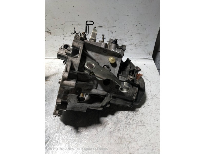 Recambio de caja cambios para citroen xantia berlina 1.9 diesel referencia OEM IAM 20CM37 5949878B 