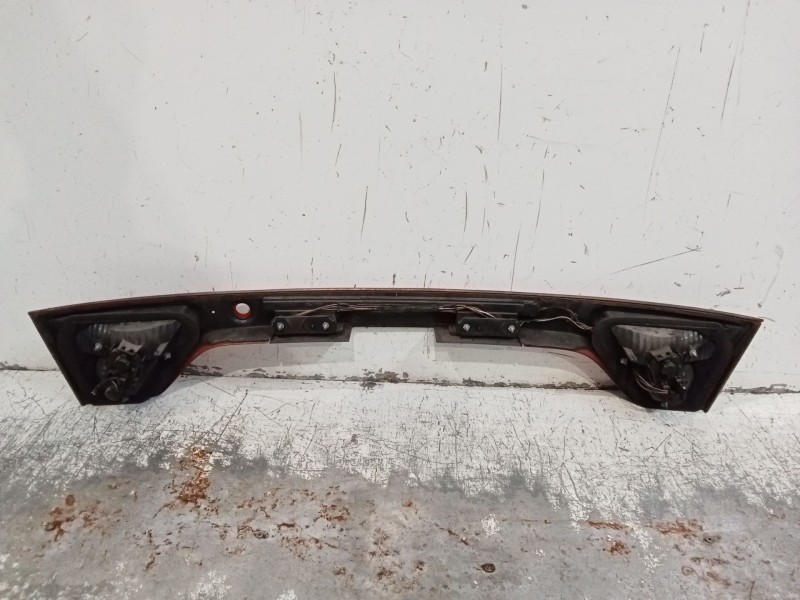 Recambio de piloto trasero central para seat toledo ii (1m2) 1.9 tdi referencia OEM IAM   