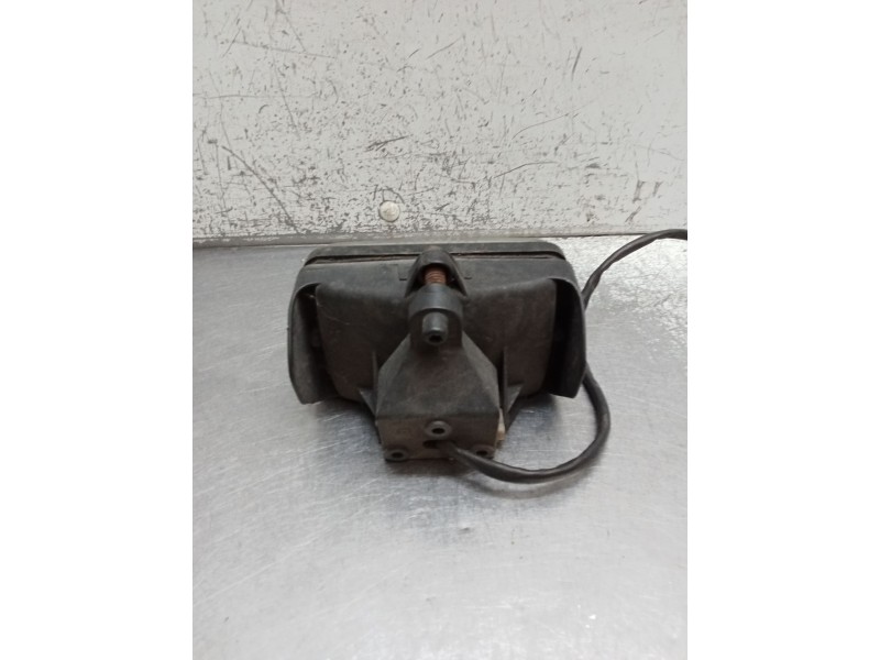 Recambio de faro antiniebla derecho para peugeot 309 1.9 diesel referencia OEM IAM   