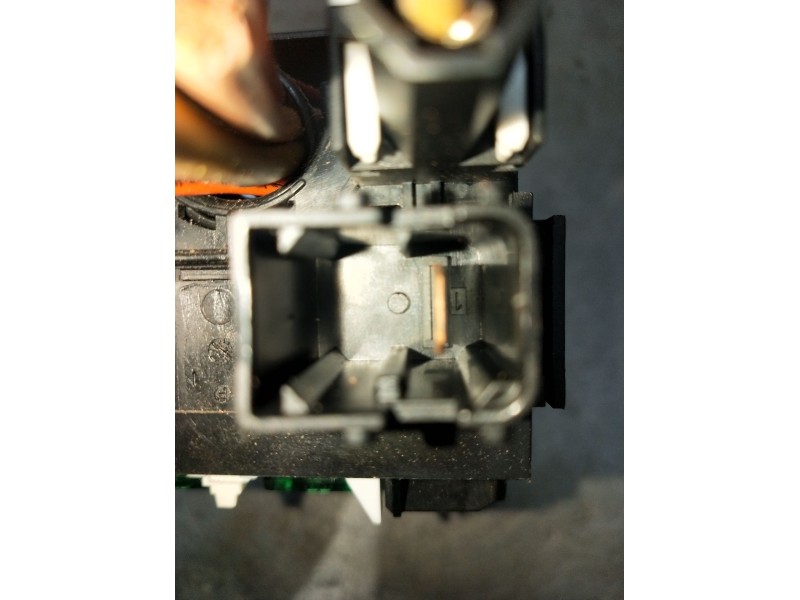 Recambio de caja reles / fusibles para citroën ds4 (nx_) 2.0 hdi / bluehdi 135 referencia OEM IAM 9665492680 018014781 