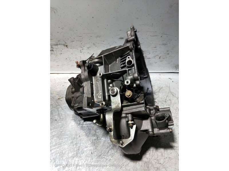 Recambio de caja cambios para citroen xantia berlina 1.9 diesel referencia OEM IAM 20CM37 5949878B 