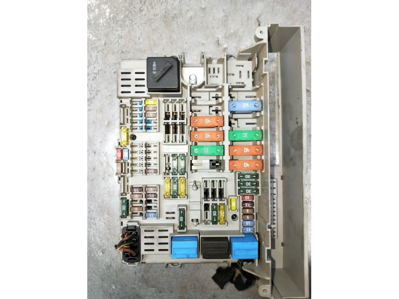 Recambio de caja reles / fusibles para bmw 1 (e87) 120 d referencia OEM IAM 690662103 55085131030101 18844000002A
