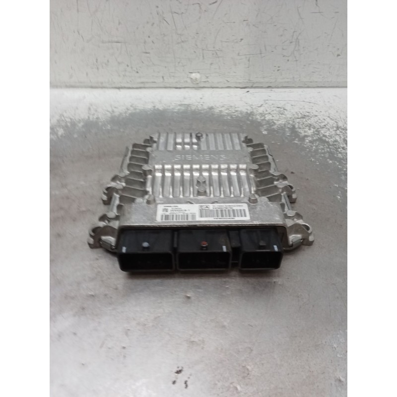 Recambio de centralita motor uce para peugeot 407 sw (6e_, 6d_) 2.0 hdi 135 referencia OEM IAM SW9660780780 5WS40261BT HW9660780
