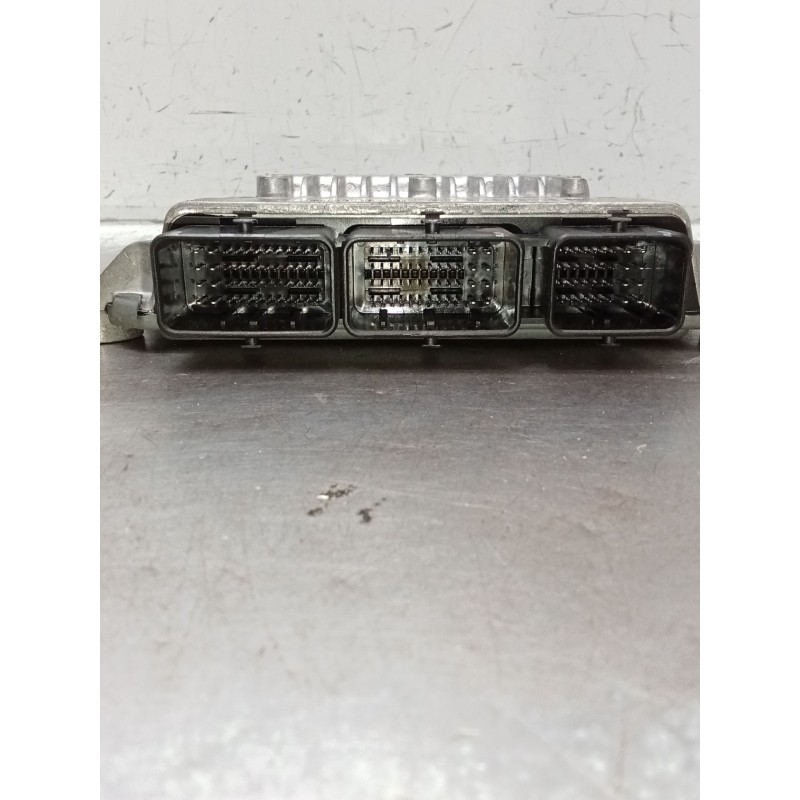 Recambio de centralita motor uce para peugeot 407 sw (6e_, 6d_) 2.0 hdi 135 referencia OEM IAM SW9660780780 5WS40261BT HW9660780