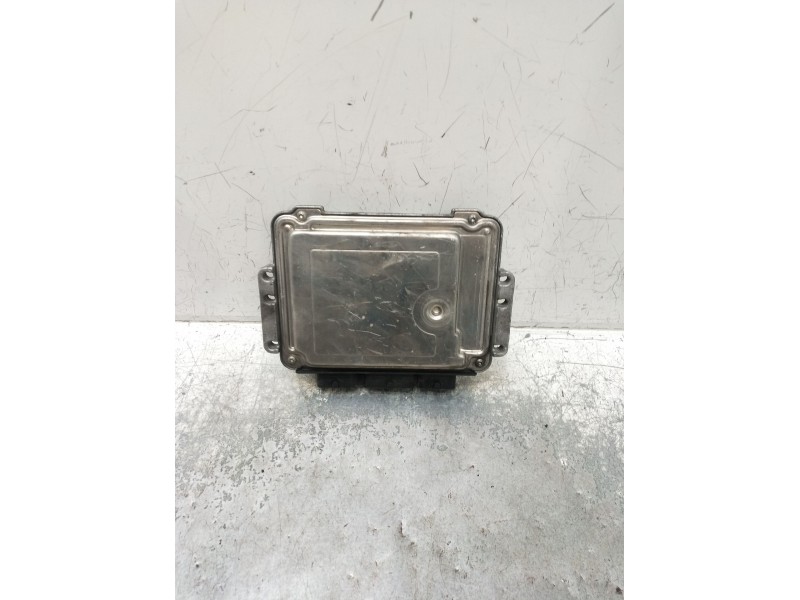 Recambio de centralita motor uce para renault scénic ii (jm0/1_) 1.9 dci (jm0g, jm12, jm1g, jm2c) referencia OEM IAM 0281011776 