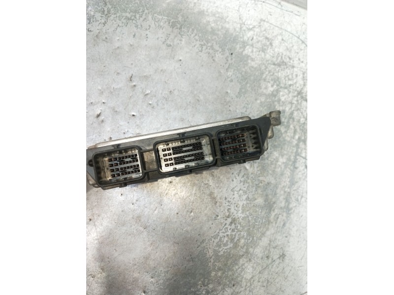 Recambio de centralita motor uce para renault scénic ii (jm0/1_) 1.9 dci (jm0g, jm12, jm1g, jm2c) referencia OEM IAM 0281011776 