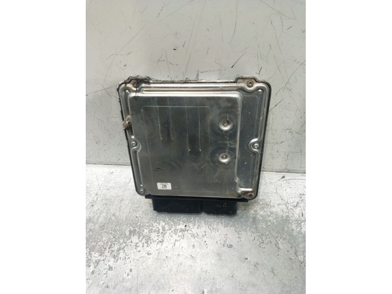 Recambio de centralita motor uce para skoda octavia ii (1z3) 1.9 tdi referencia OEM IAM 0281011883 03G906016DJ 