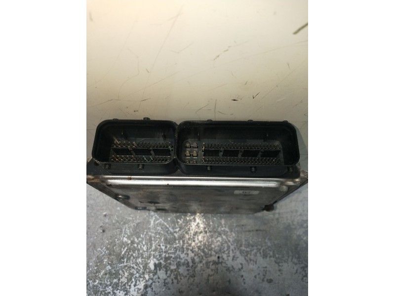 Recambio de centralita motor uce para skoda octavia ii (1z3) 1.9 tdi referencia OEM IAM 0281011883 03G906016DJ 