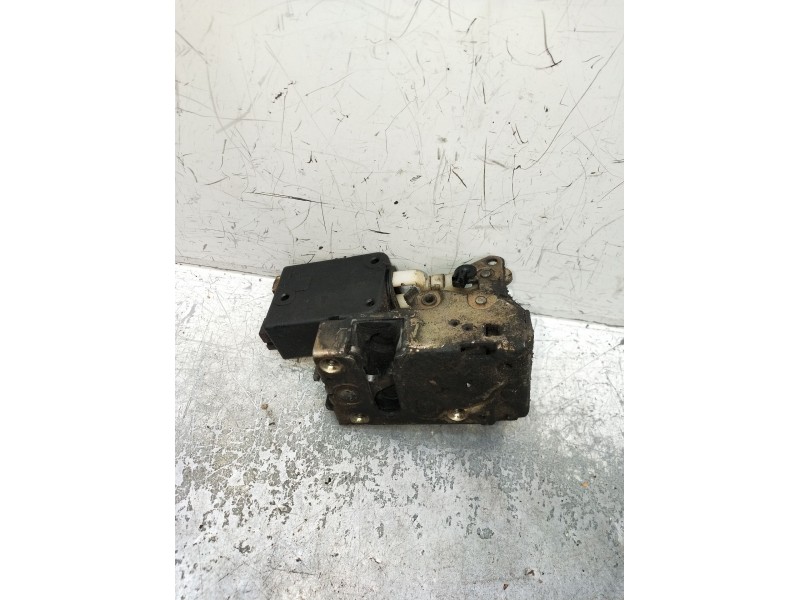 Recambio de motor cierre centralizado delantero derecho para citroën saxo (s0, s1) 1.5 d referencia OEM IAM  3P 