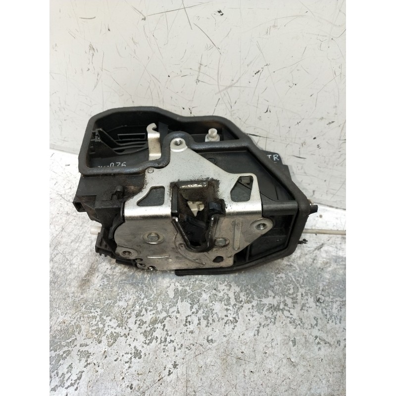 Recambio de motor cierre centralizado trasero derecho para bmw 1 (e87) 120 d referencia OEM IAM 7167076 5P 