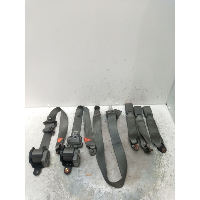 Recambio de juego cinturones trasero para kia sportage suv (k00) 2.0 td 4wd referencia OEM IAM  5P 