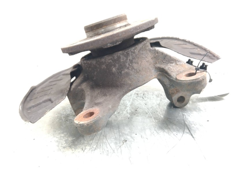 Recambio de mangueta delantera izquierda para mercedes vito caja cerrada 6.03  111 cdi largo (639.603) referencia OEM IAM   