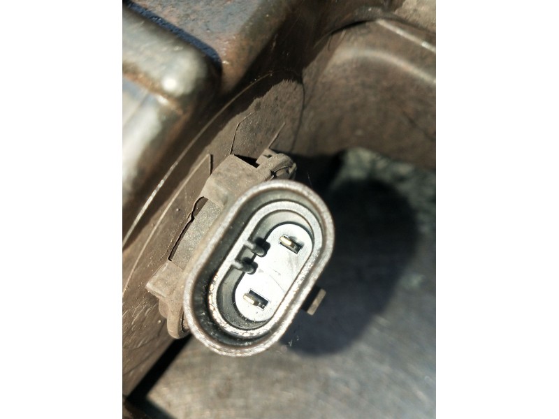 Recambio de faro antiniebla izquierdo para opel astra j lim. cosmo referencia OEM IAM 13293622 662588537 