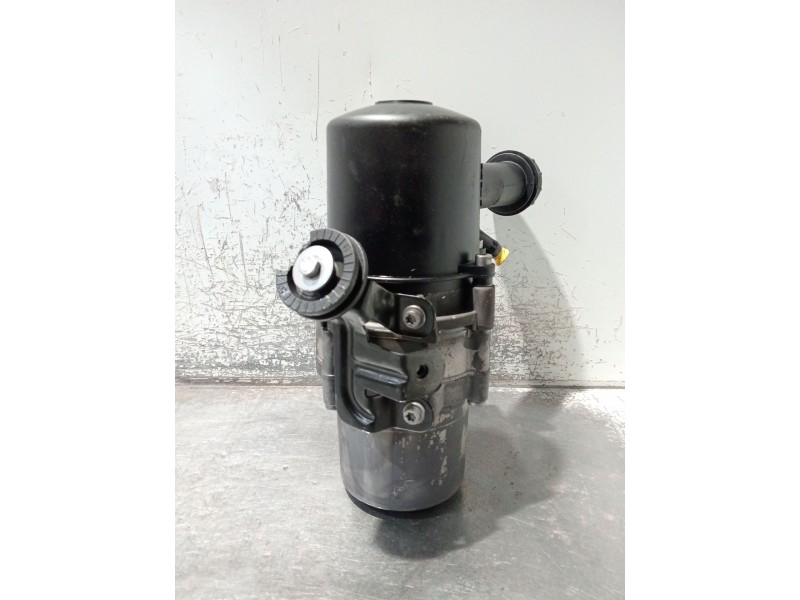 Recambio de bomba direccion para peugeot 407 sw (6e_, 6d_) 2.0 hdi 135 referencia OEM IAM 1680306780  