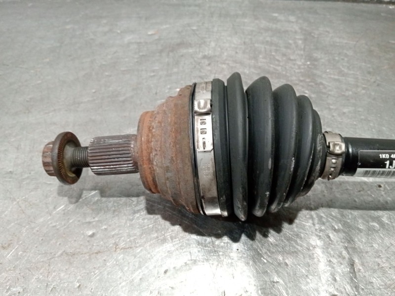 Recambio de transmision delantera izquierda para seat leon (1p1) 1.4 tsi referencia OEM IAM 1K0407271JA  