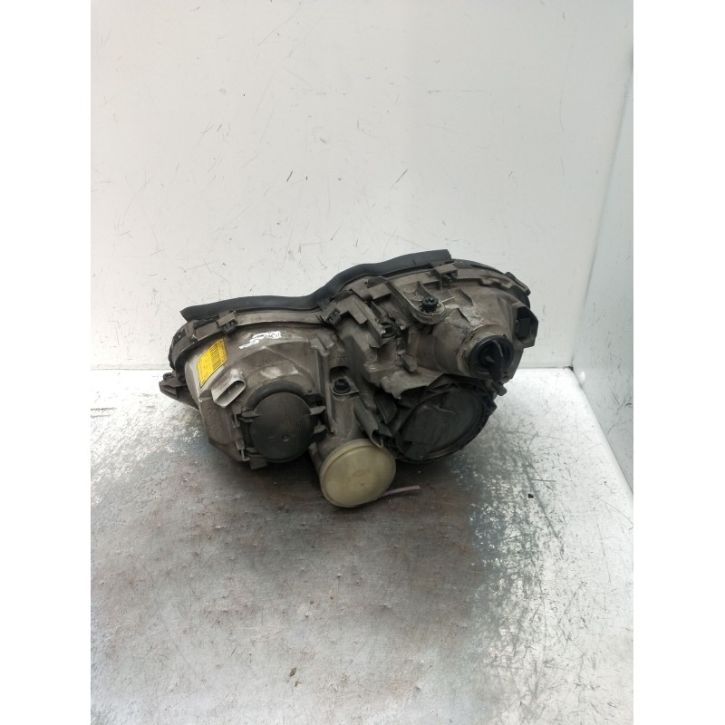 Recambio de faro derecho para mercedes-benz clase c t-model (s203) c 270 cdi (203.216) referencia OEM IAM A2038200261  