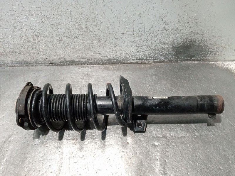 Recambio de amortiguador delantero derecho para seat leon (1p1) 1.4 tsi referencia OEM IAM 1T0413031HE 824904004440 