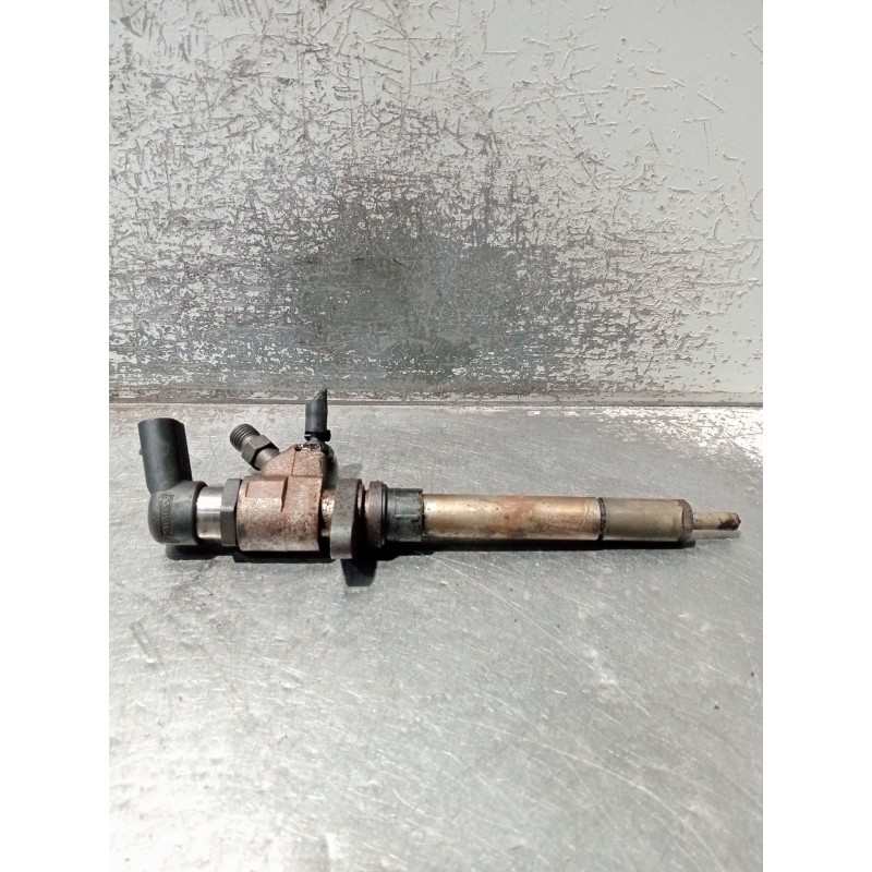 Recambio de inyector para peugeot 407 sw (6e_, 6d_) 2.0 hdi 135 referencia OEM IAM 9657144580 SIEMENS 
