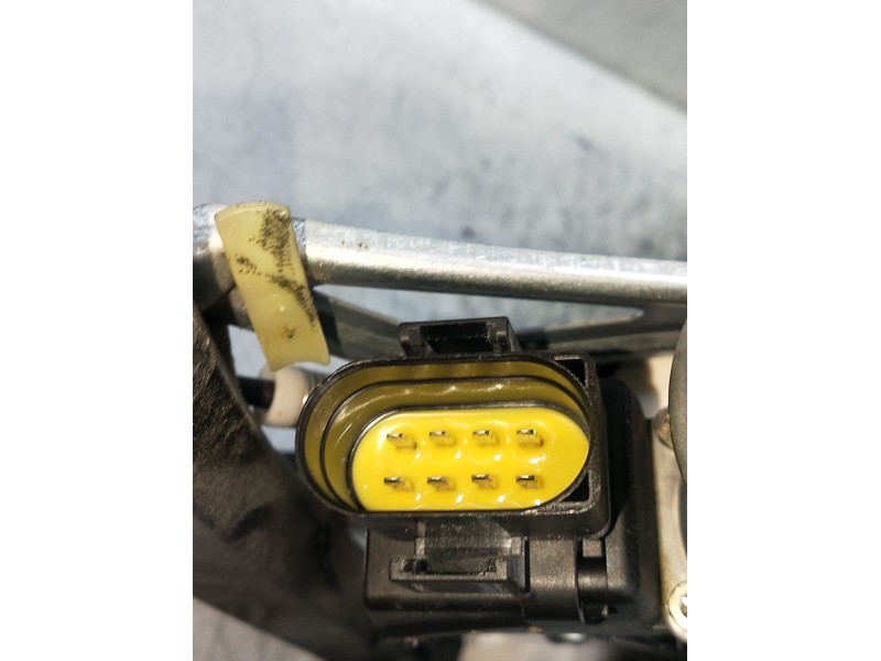 Recambio de elevalunas delantero izquierdo para audi a4 b5 (8d2) 1.9 tdi referencia OEM IAM 8D0959801D 5P 