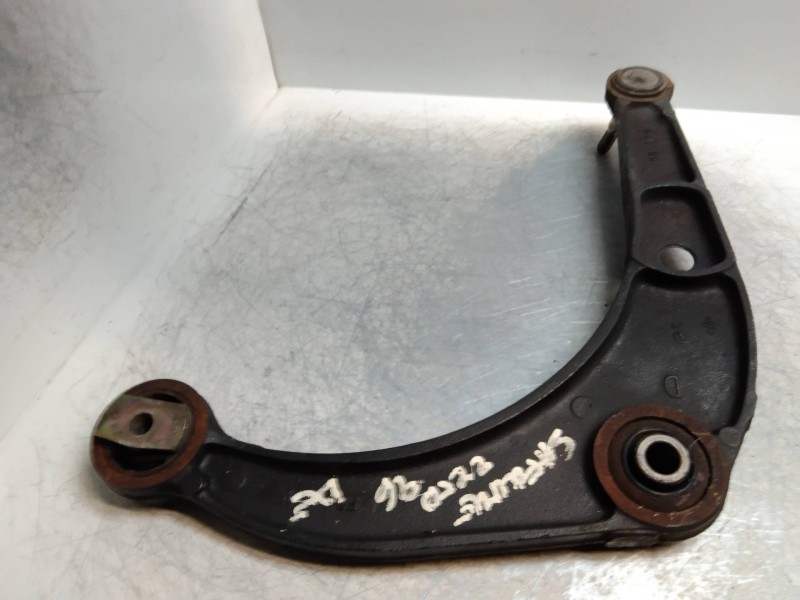 Recambio de brazo suspension inferior delantero derecho para renault safrane (b54) 2.2 dt (b54g) referencia OEM IAM   