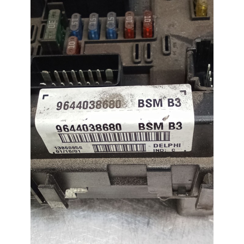 Recambio de caja reles / fusibles para citroën xsara (n1) 2.0 hdi 90 referencia OEM IAM 9644038680 13860856 