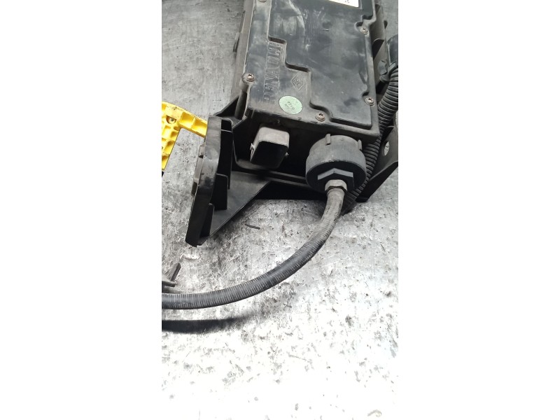 Recambio de freno de mano electrico para renault grand scénic ii (jm0/1_) 1.9 dci (jm0g, jm12, jm1g, jm2c) referencia OEM IAM 82