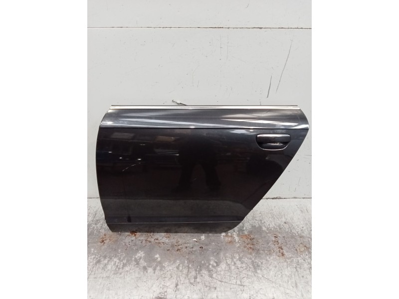 Recambio de puerta trasera izquierda para audi a6 c6 (4f2) 3.0 tdi quattro referencia OEM IAM  4P 