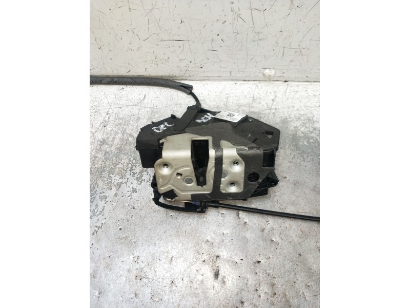Recambio de motor cierre centralizado delantero derecho para ford focus iii 1.5 tdci referencia OEM IAM 921760107 5P BM5AA21812B
