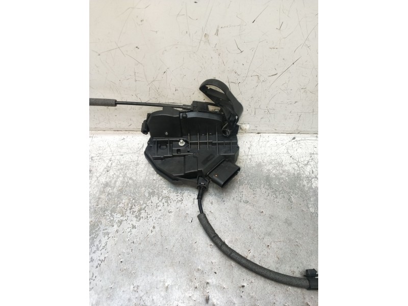 Recambio de motor cierre centralizado delantero izquierdo para ford focus iii 1.5 tdci referencia OEM IAM 921755107 5P BM5AA2181