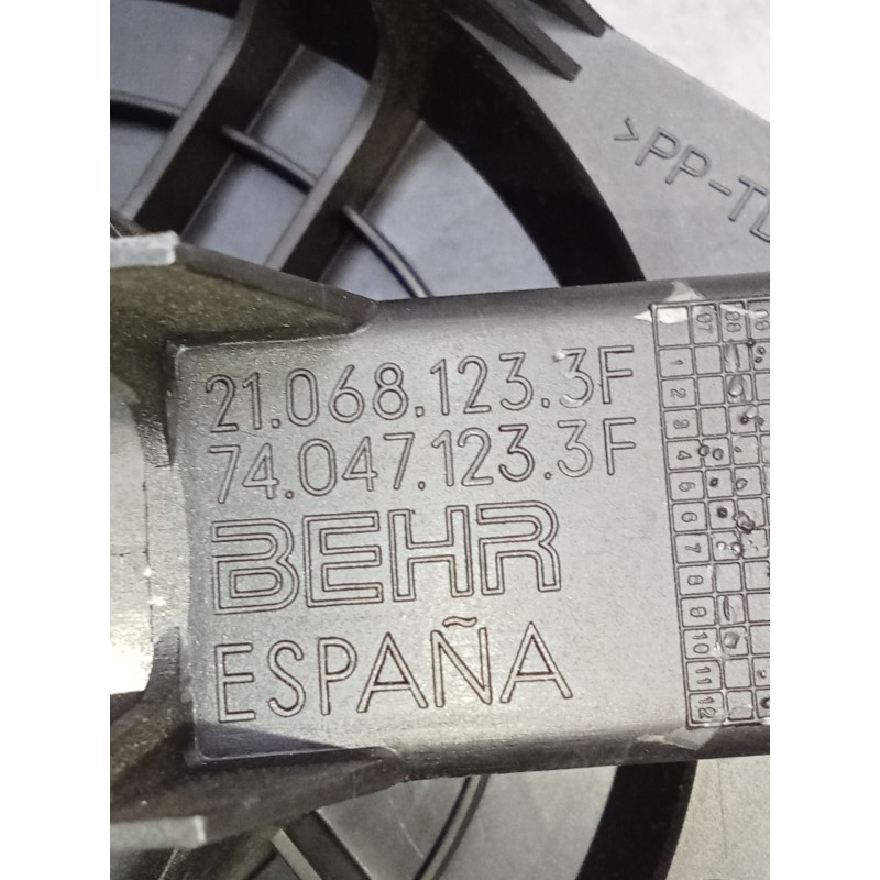 Recambio de motor calefaccion para citroën xsara (n1) 2.0 hdi 90 referencia OEM IAM 210681233F 740471233F 