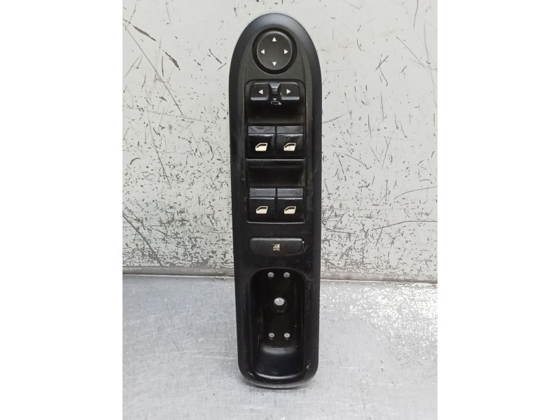 Recambio de mando elevalunas delantero izquierdo para peugeot 407 sw (6e_, 6d_) 2.0 hdi 135 referencia OEM IAM 96468704XT 5P 532