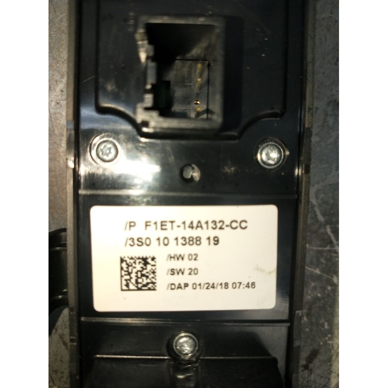 Recambio de mando elevalunas delantero izquierdo para ford focus iii 1.5 tdci referencia OEM IAM F1ET14A132CC 3SO10138819 