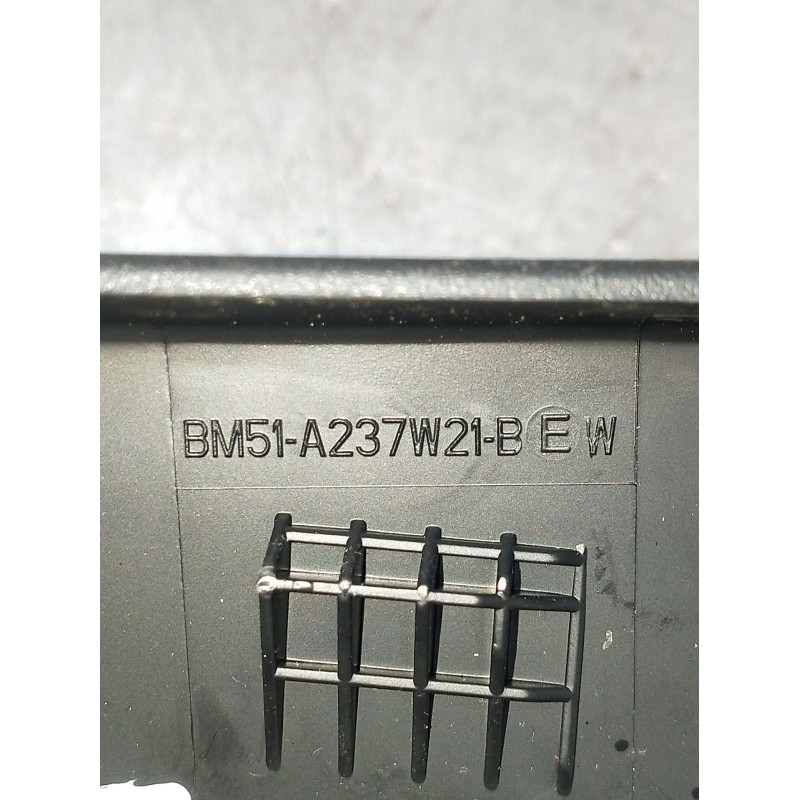 Recambio de mando elevalunas trasero izquierdo para ford focus iii 1.5 tdci referencia OEM IAM BM51A237W21BEW 5P 