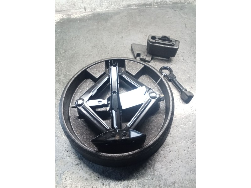 Recambio de gato para ford puma (j2k, cf7) 1.0 ecoboost mhev referencia OEM IAM L1TC17080AB  