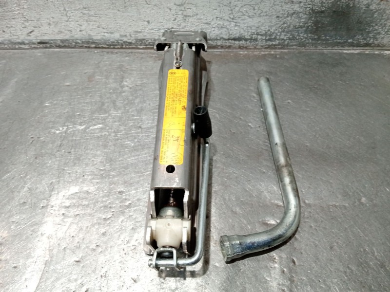 Recambio de gato para audi a6 c6 (4f2) 3.0 tdi quattro referencia OEM IAM 4F0011031  