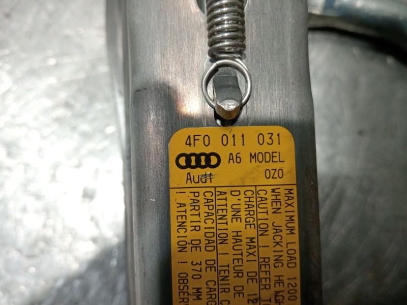Recambio de gato para audi a6 c6 (4f2) 3.0 tdi quattro referencia OEM IAM 4F0011031  