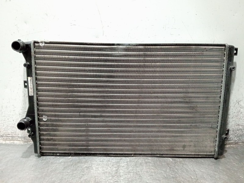 Recambio de radiador agua para seat leon (1p1) 1.4 tsi referencia OEM IAM 1K0121253BB  