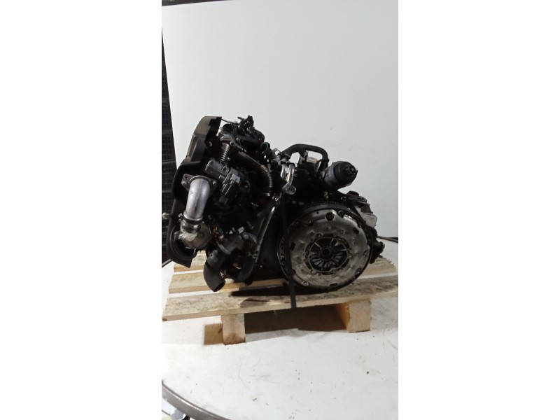 Recambio de motor completo para opel zafira / zafira family b (a05) 1.9 cdti (m75) referencia OEM IAM Z19DT BOSCH 4715844