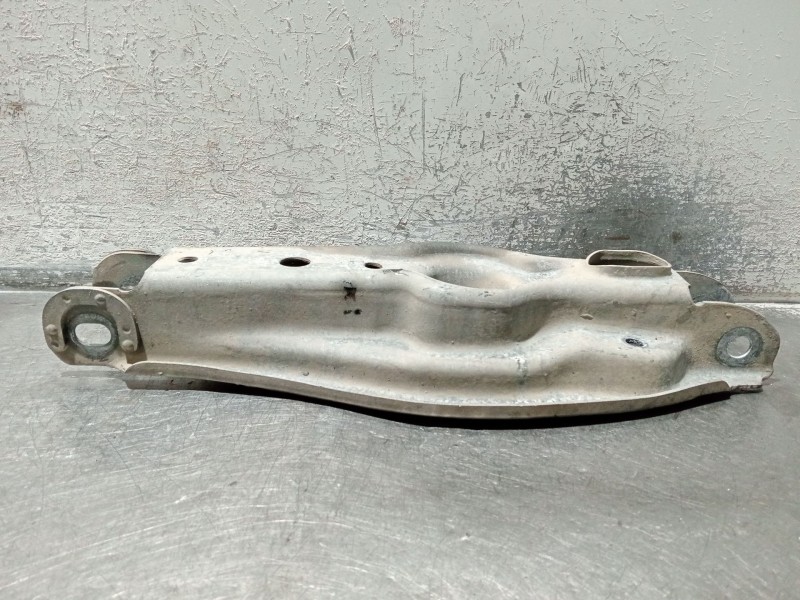 Recambio de brazo suspension inferior trasero derecho para bmw 3 touring (e91) 320 d referencia OEM IAM   