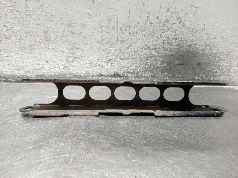 Recambio de brazo suspension inferior trasero derecho para bmw 3 touring (e91) 320 d referencia OEM IAM 6763477 03103532 