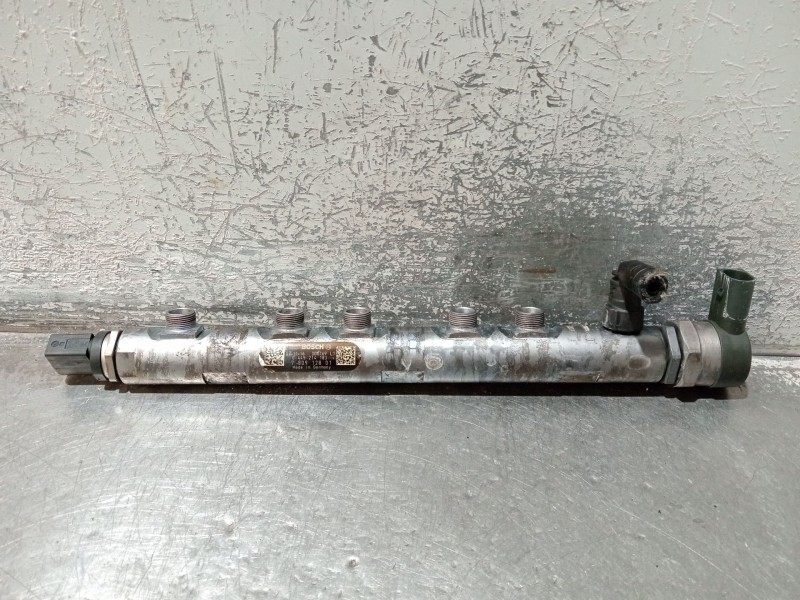 Recambio de rampa inyectora para bmw 3 touring (e91) 320 d referencia OEM IAM 780912801 0445214183 